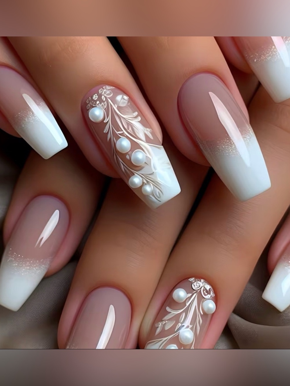 Elegant Pearl White Ombre Nail Set